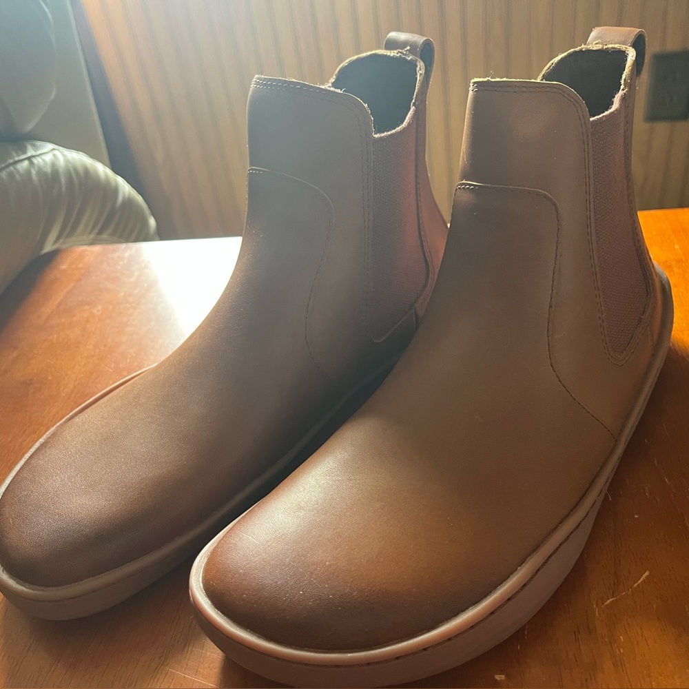 Vivobarefoot Sensus Chelsea Women’s Dark Tan Leather Slip-On Boots